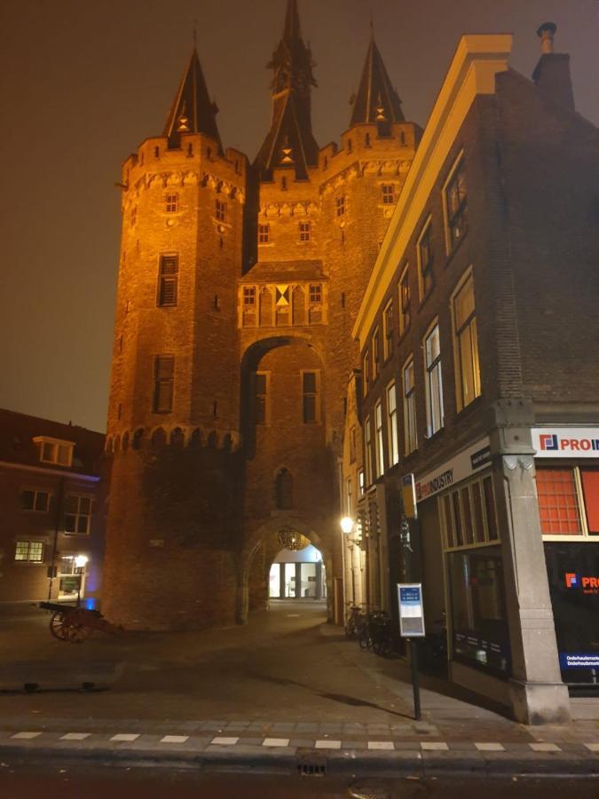 B&B Bij De Sassenpoort Zwolle  Kültér fotó